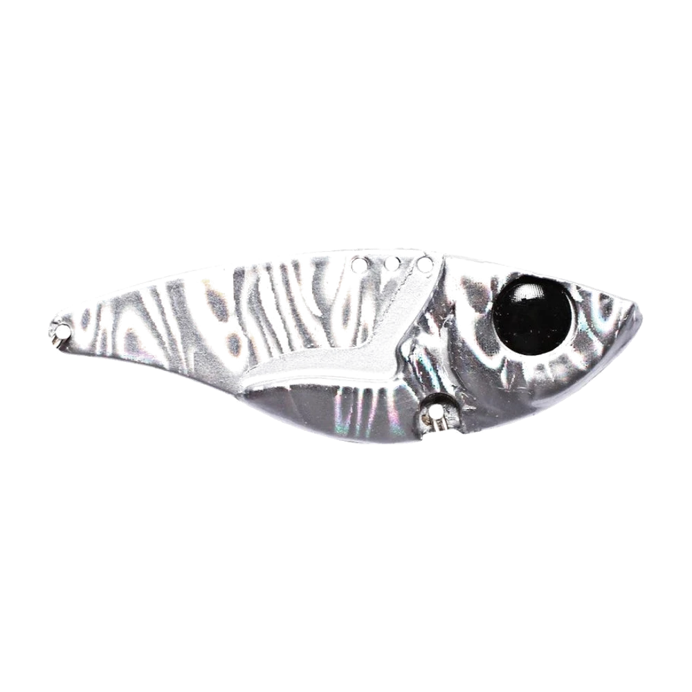 Damiki Vault, lame métallique plate à finition argentée holographique striée de noir, gros oeil noir peint, trois trous d'attache alignés sur le dos, anneaux brisés en place mais aucun hameçon triple monté