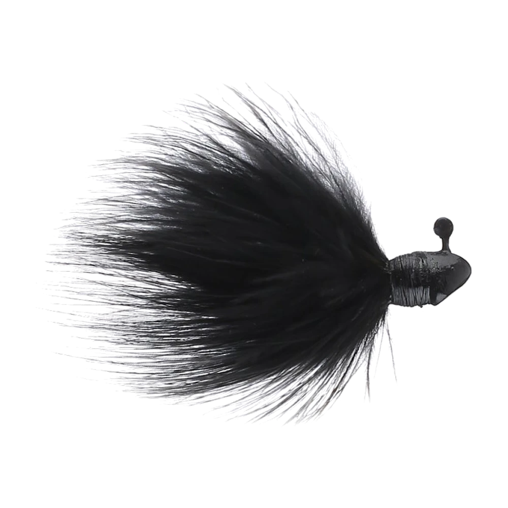 Outkast Fighter Fly Marabou Jig entièrement noir, plume de marabout dense montée main en bouquet, enroulement de fil noir derrière la tête, petite tête plate laquée noir à anneau d'attache vertical