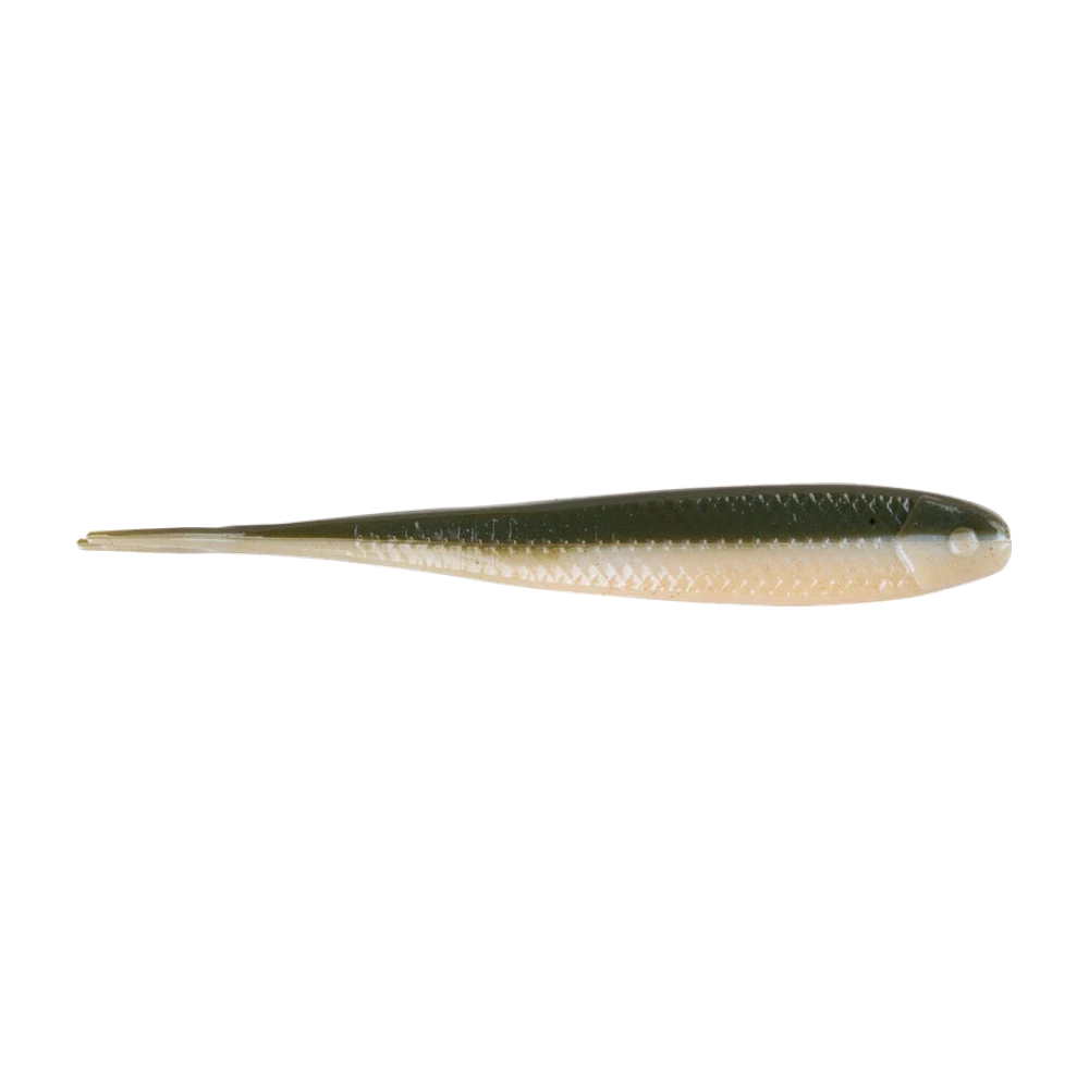 Yum FF Sonar Minnow, leurre souple élancé au dos vert olive écaillé et ventre crème nacré, nez arrondi, petit oeil noir et fine queue fourchue, photographié sans tête plombée